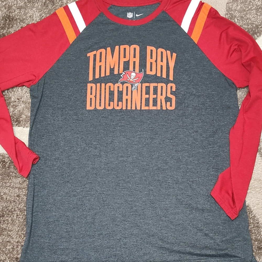 Buccaneers Nike Raglan Long Sleeve Shirt 2XL